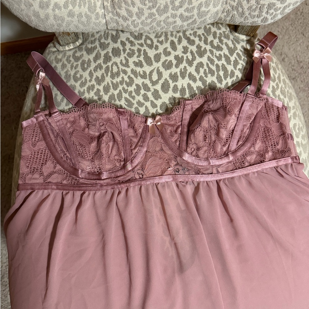 Torrid Ava Lace Babydoll Chiffon Chemise in Nostalgia Rose Size 0 NWT